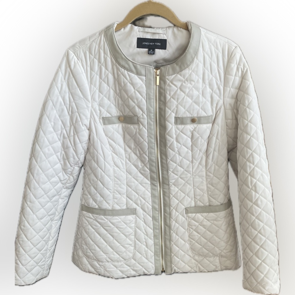 Jones NY Quilted Ivory Jacket